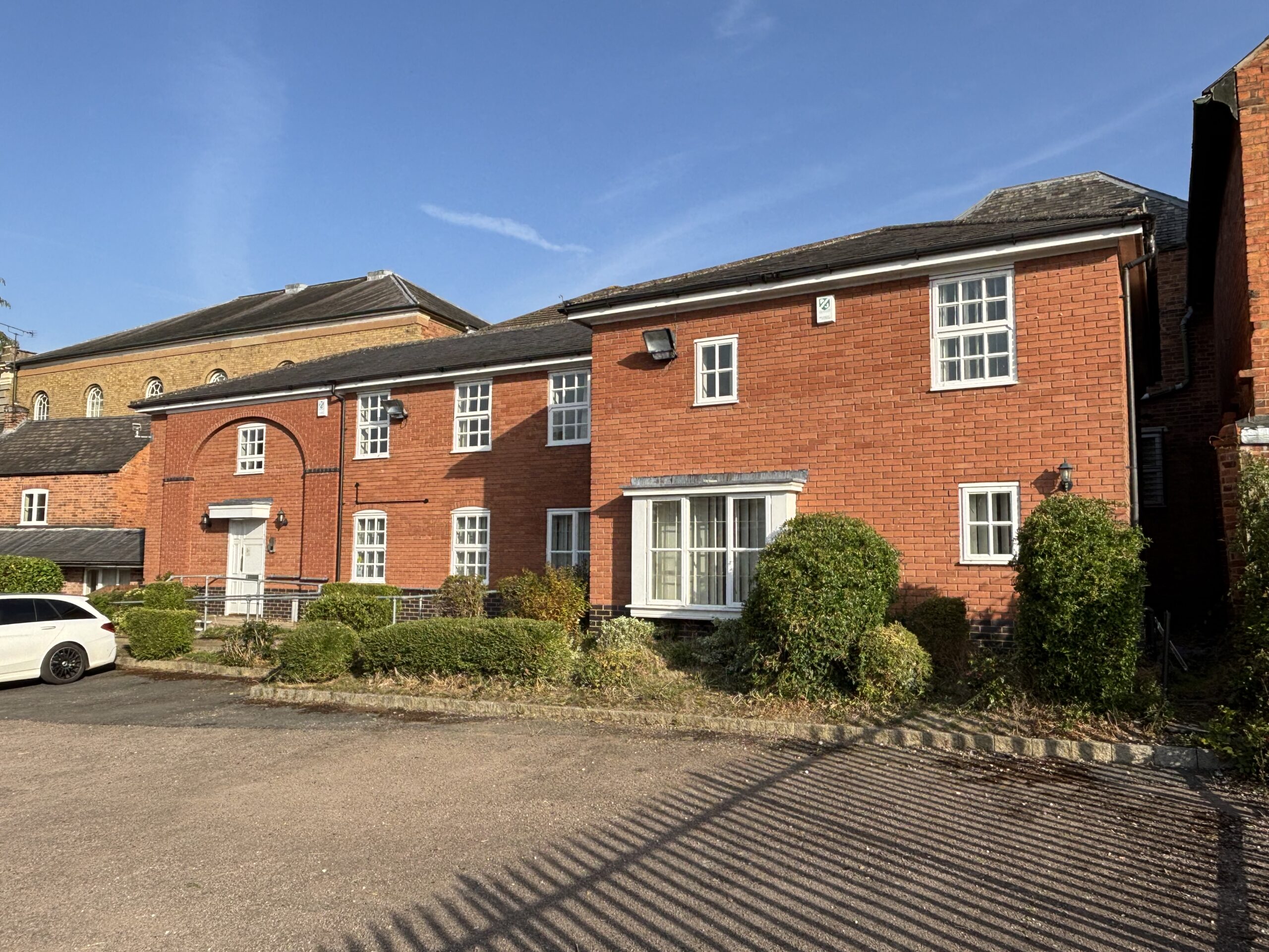 Fountain Court, First Floor Offices, rear of 42 High Street, Market Harborough, LE16 7AF