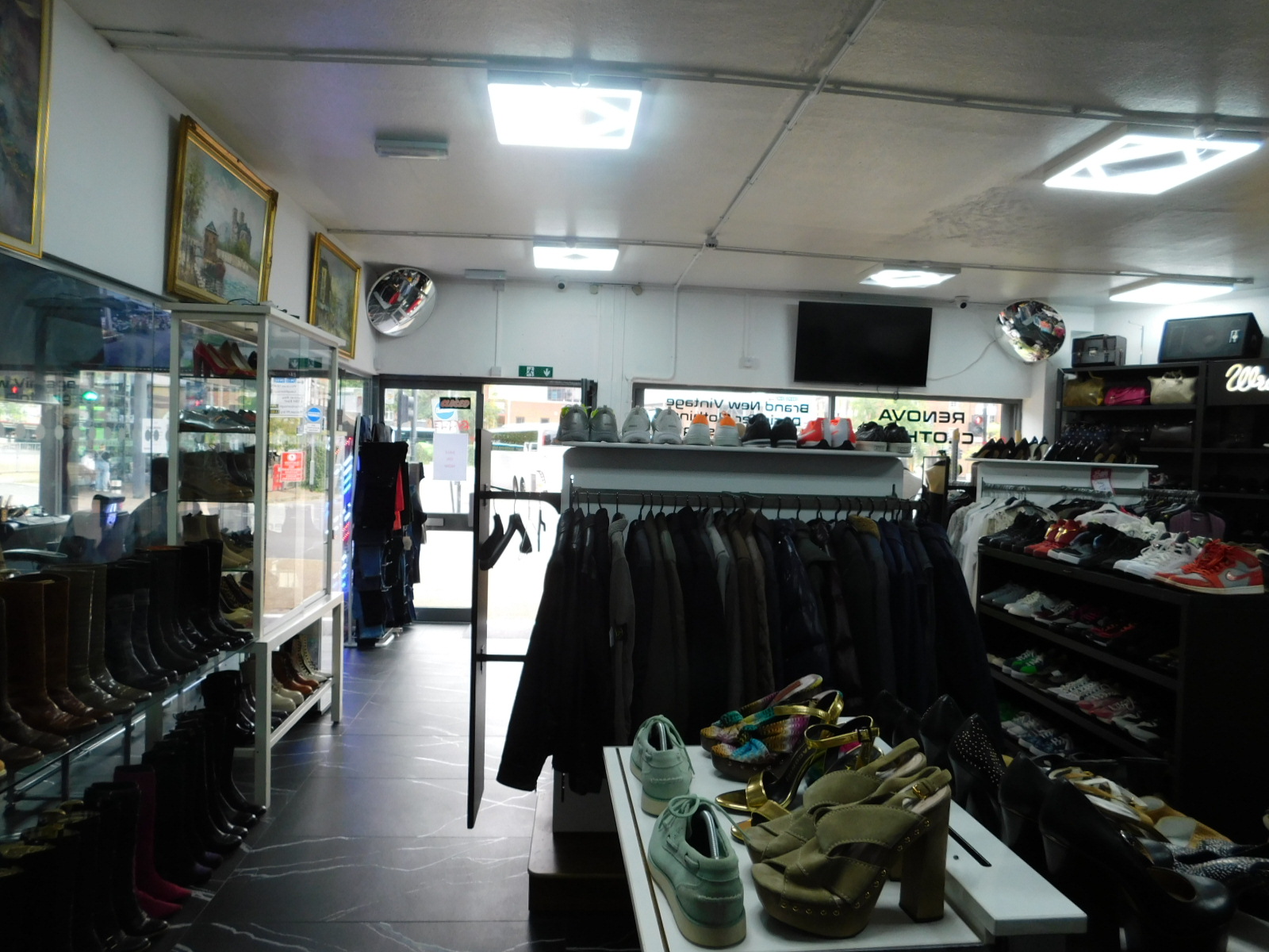 Photo 4
