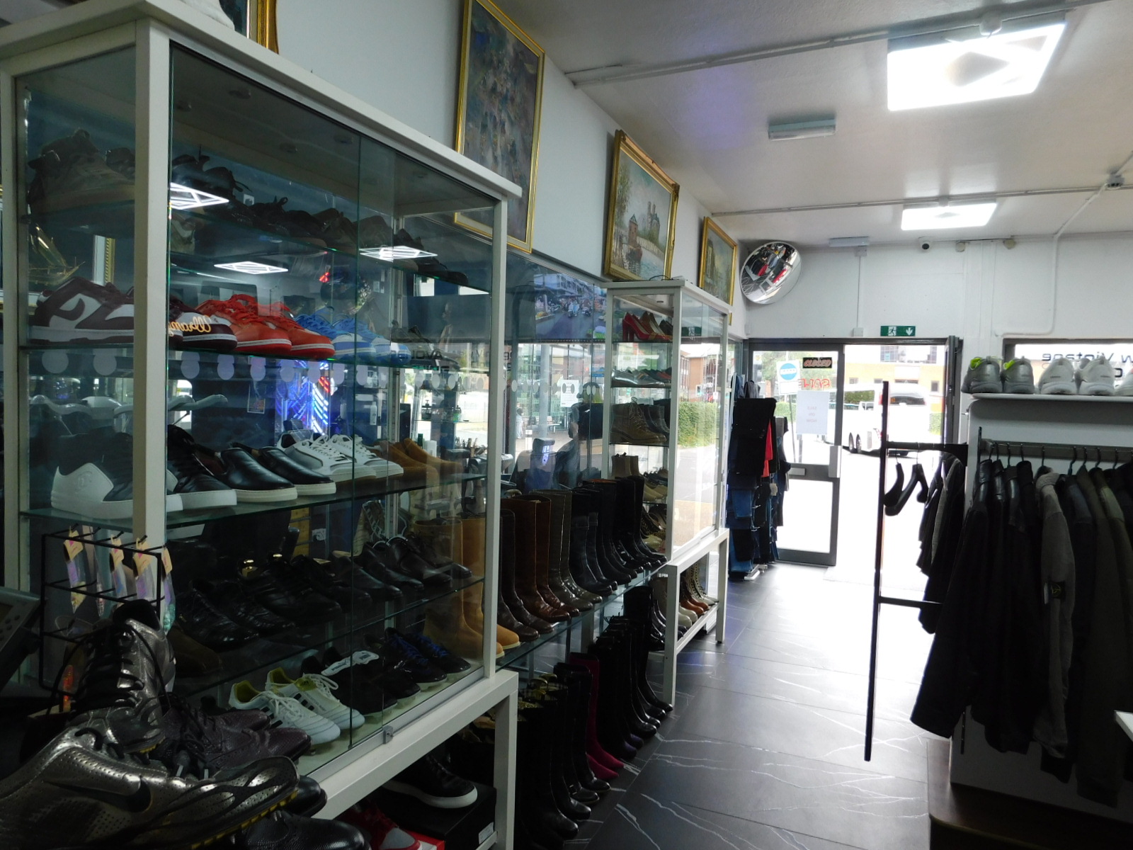 Photo 8