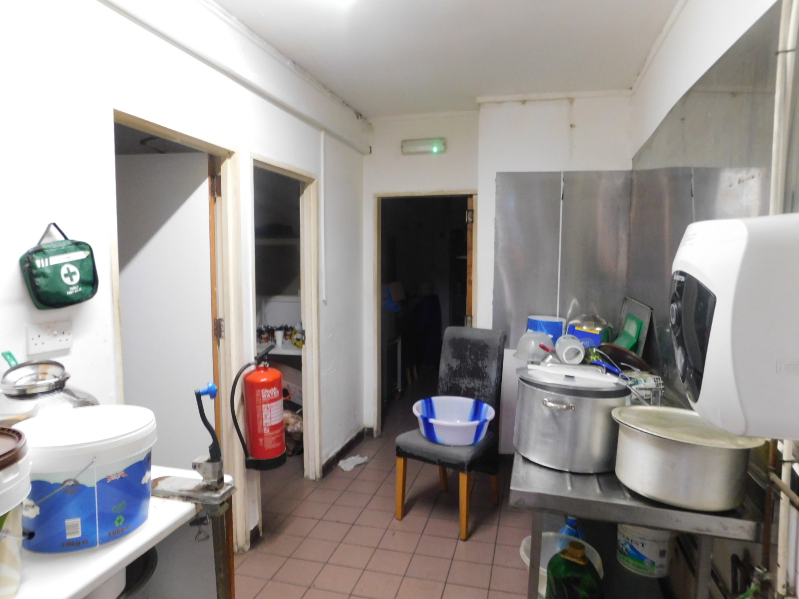Photo 8